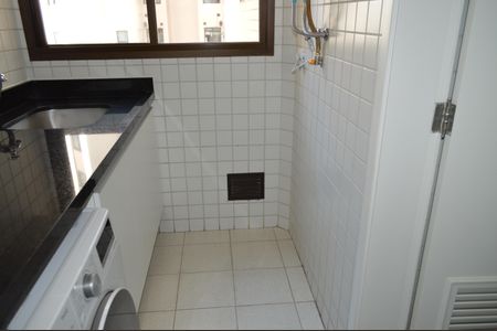 Apartamento à venda com 73m², 3 quartos e 3 vagasÁrea de Serviço