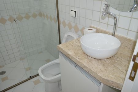 Apartamento à venda com 73m², 3 quartos e 3 vagasBanheiro