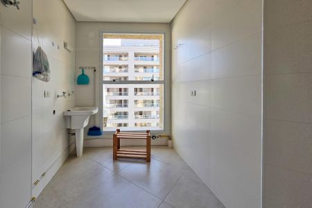 Apartamento para alugar com 110m², 3 quartos e 1 vaga Apartamento para alugar com 110m², 3 quartos e 1 vagaÁrea de serviço