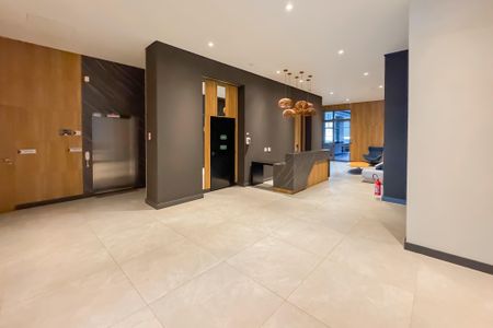 Studio à venda com 30m², 1 quarto e sem vaga Studio à venda com 30m², 1 quarto e sem vagaHall social