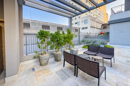 Studio à venda com 30m², 1 quarto e sem vaga Studio à venda com 30m², 1 quarto e sem vagaChurrasqueira