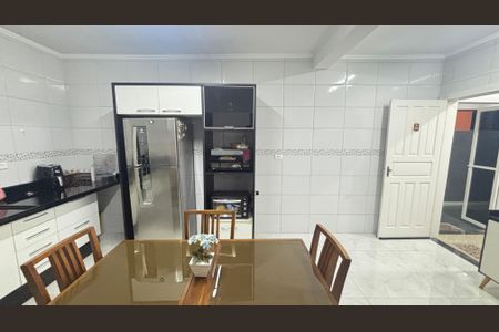 Casa à venda com 266m², 3 quartos e 3 vagasCozinha