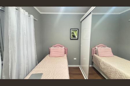 Casa à venda com 266m², 3 quartos e 3 vagasQuarto 2