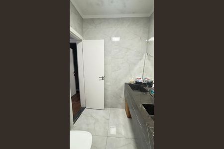 Casa à venda com 266m², 3 quartos e 3 vagasBanheiro