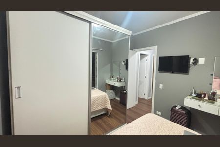 Casa à venda com 266m², 3 quartos e 3 vagasQuarto 2