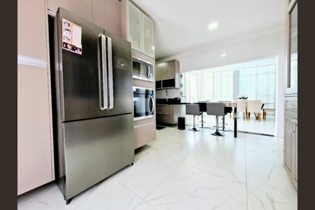 Casa de condomínio à venda com 467m², 5 quartos e 4 vagas Casa de condomínio à venda com 467m², 5 quartos e 4 vagasFoto 10
