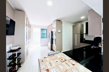 Casa de condomínio à venda com 467m², 5 quartos e 4 vagas Casa de condomínio à venda com 467m², 5 quartos e 4 vagasFoto 11