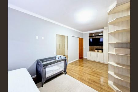 Casa de condomínio à venda com 467m², 5 quartos e 4 vagas Casa de condomínio à venda com 467m², 5 quartos e 4 vagasFoto 17