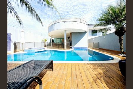 Casa de condomínio à venda com 467m², 5 quartos e 4 vagas Casa de condomínio à venda com 467m², 5 quartos e 4 vagasFoto 01