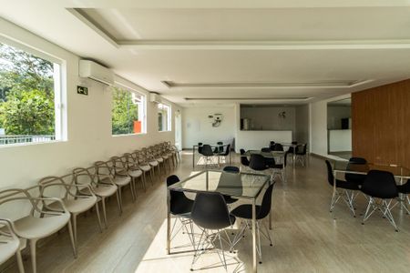 Apartamento à venda com 45m², 1 quarto e 1 vaga Apartamento à venda com 45m², 1 quarto e 1 vagaÁrea comum - Salão de festas