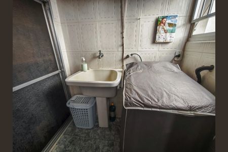 Apartamento à venda com 69m², 2 quartos e 1 vaga Apartamento à venda com 69m², 2 quartos e 1 vagaÁrea de Serviço