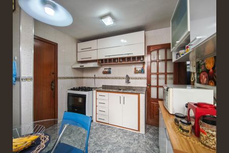 Apartamento à venda com 69m², 2 quartos e 1 vaga Apartamento à venda com 69m², 2 quartos e 1 vagaCozinha