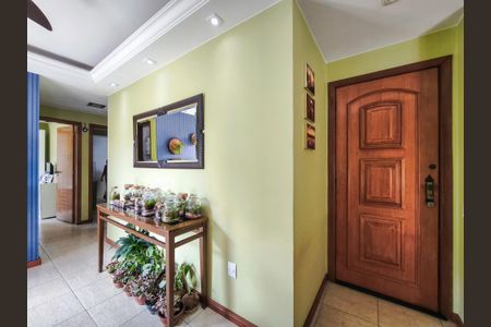 Apartamento à venda com 69m², 2 quartos e 1 vaga Apartamento à venda com 69m², 2 quartos e 1 vagaSala