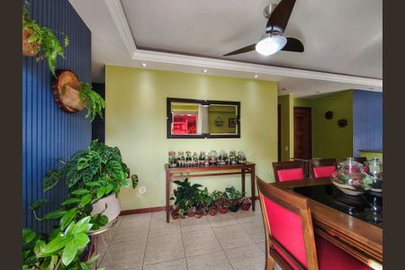 Apartamento à venda com 69m², 2 quartos e 1 vaga Apartamento à venda com 69m², 2 quartos e 1 vagaSala