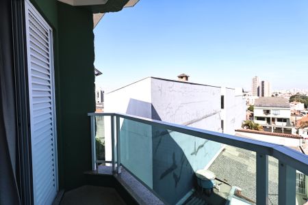 Apartamento à venda com 186m², 3 quartos e 2 vagassacada entre sala e suíte