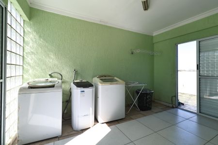 Apartamento à venda com 186m², 3 quartos e 2 vagasLavanderia