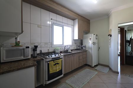 Apartamento à venda com 186m², 3 quartos e 2 vagasCozinha