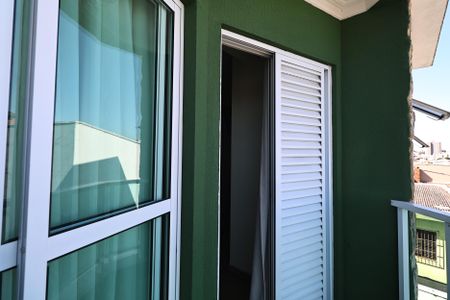 Apartamento à venda com 186m², 3 quartos e 2 vagassacada entre sala e suíte