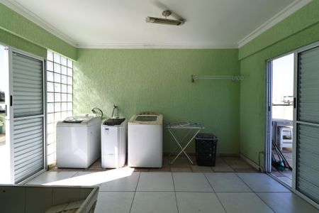 Apartamento à venda com 186m², 3 quartos e 2 vagasLavanderia