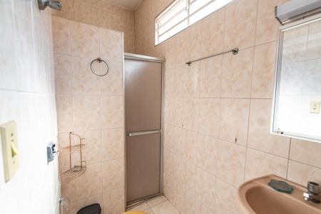 Casa para alugar com 270m², 5 quartos e sem vaga Casa para alugar com 270m², 5 quartos e sem vagaBanheiro da Suíte