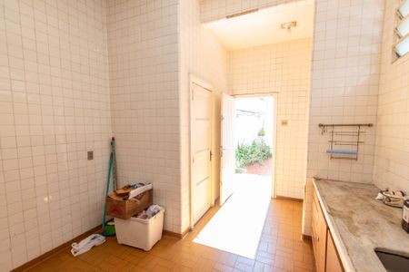 Casa para alugar com 270m², 5 quartos e sem vaga Casa para alugar com 270m², 5 quartos e sem vagaCozinha