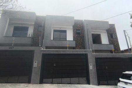 Casa à venda com 200m², 3 quartos e 4 vagasFachada
