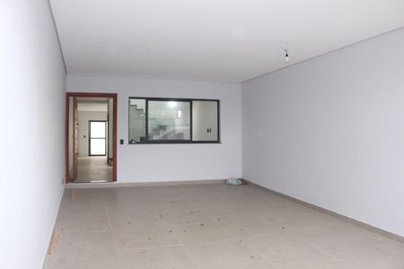 Casa à venda com 200m², 3 quartos e 4 vagasGaragem