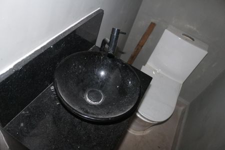 Casa à venda com 200m², 3 quartos e 4 vagasLavabo