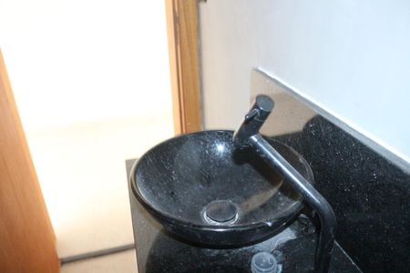 Casa à venda com 200m², 3 quartos e 4 vagasLavabo