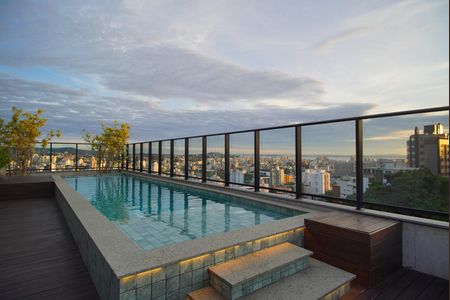 Apartamento à venda com 100m², 2 quartos e 2 vagas Apartamento à venda com 100m², 2 quartos e 2 vagasÁrea comum - Piscina