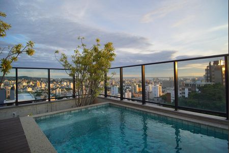 Apartamento à venda com 100m², 2 quartos e 2 vagas Apartamento à venda com 100m², 2 quartos e 2 vagasÁrea comum - Piscina