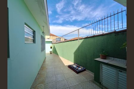 Casa à venda com 111m², 2 quartos e 2 vagasÁrea Externa