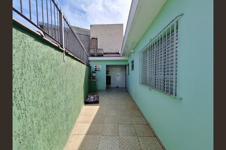 Casa à venda com 111m², 2 quartos e 2 vagasÁrea Externa
