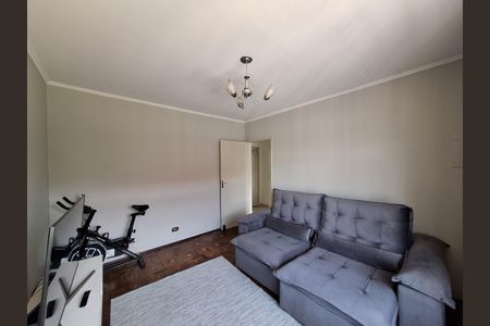 Casa à venda com 111m², 2 quartos e 2 vagasSala