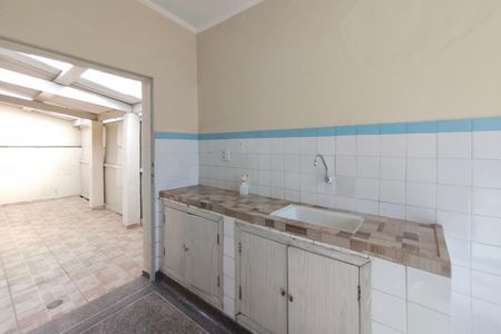 Casa para alugar com 138m², 2 quartos e 2 vagas Casa para alugar com 138m², 2 quartos e 2 vagasCozinha