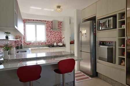 Apartamento à venda com 128m², 3 quartos e 4 vagasCozinha