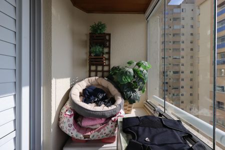 Apartamento à venda com 128m², 3 quartos e 4 vagasSacada da Suíte 1