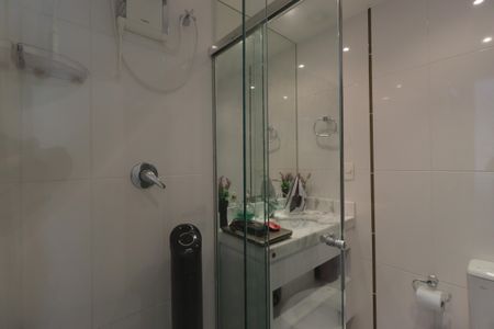 Apartamento à venda com 128m², 3 quartos e 4 vagasBanheiro da Suíte 1