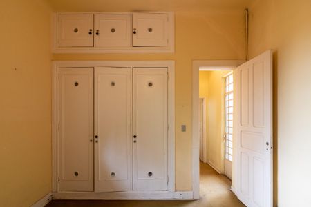 Casa à venda com 440m², 5 quartos e 8 vagas Casa à venda com 440m², 5 quartos e 8 vagasSuíte 1