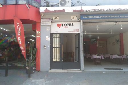 Studio para alugar com 25m², 1 quarto e sem vaga Studio para alugar com 25m², 1 quarto e sem vagaFachada