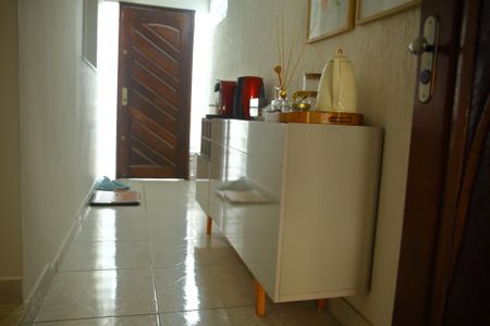 Casa à venda com 142m², 3 quartos e 2 vagasHall de entrada