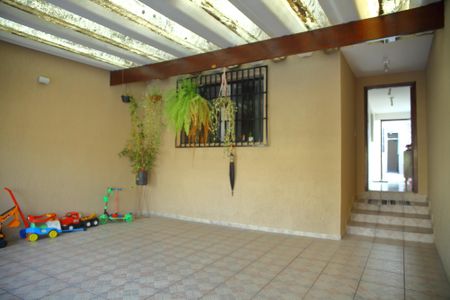 Casa à venda com 142m², 3 quartos e 2 vagasGaragem