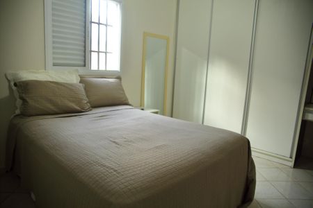 Casa à venda com 142m², 3 quartos e 2 vagasQuarto 1