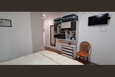 Casa de condomínio à venda com 194m², 3 quartos e 3 vagasSuíte