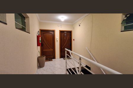 Casa de condomínio à venda com 194m², 3 quartos e 3 vagasHall