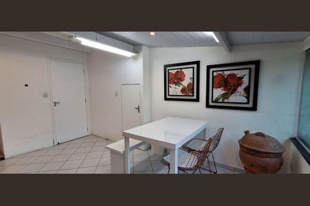 Casa de condomínio à venda com 194m², 3 quartos e 3 vagasÁrea de Lazer