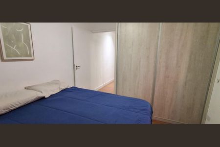 Casa de condomínio à venda com 194m², 3 quartos e 3 vagasQuarto 2