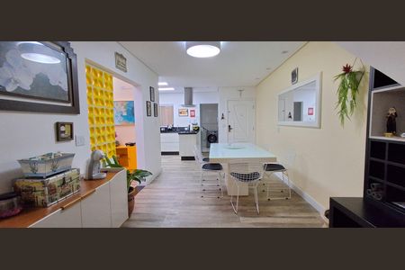 Casa de condomínio à venda com 194m², 3 quartos e 3 vagasSala de Jantar