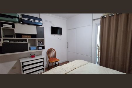 Casa de condomínio à venda com 194m², 3 quartos e 3 vagasSuíte