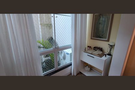 Casa de condomínio à venda com 194m², 3 quartos e 3 vagasSala